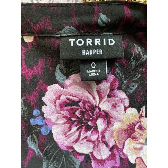 Torrid Harper Tunic Top 0 0X (Runs Big) Floral Boho Chiffon Roll Tab Sleeve 9895 - Picture 8 of 9